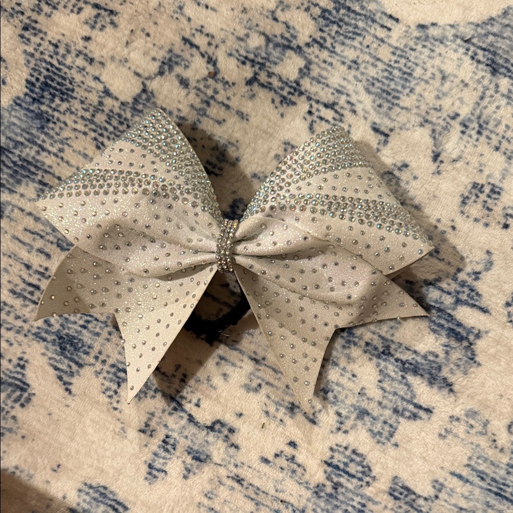 Sparkling Rhinestone Bow